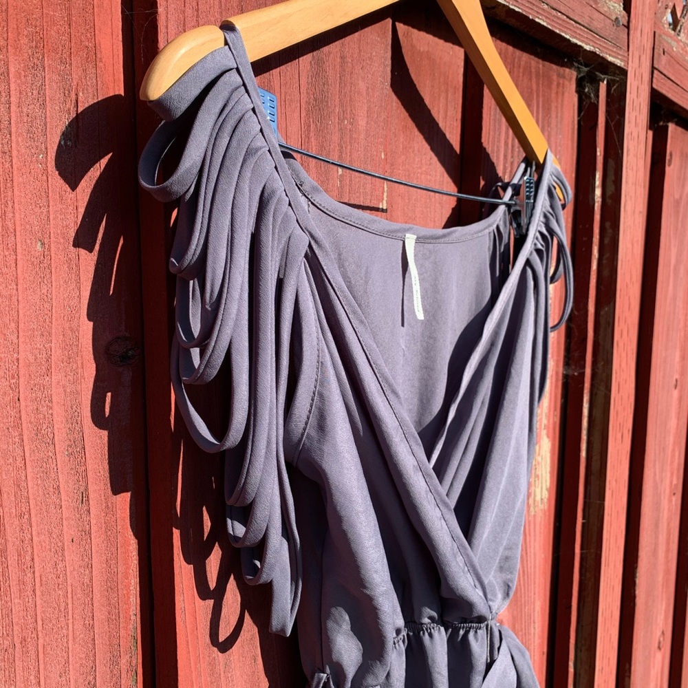 Dress - Picture 4 of 4